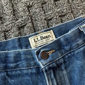 L.L. Bean Men’s Blue Comfort Fit Denim Jeans